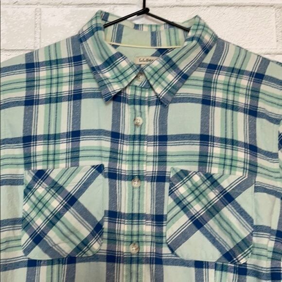 LL Bean Plaid Flannel Button Down Top S - Picture 2 of 6